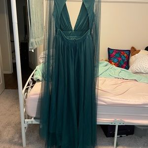 Pinup girl clothing gothic glamour dress in green size is 1X.